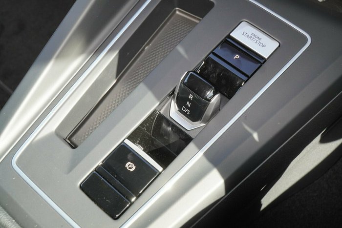 2025 Volkswagen Golf 110TSI Life