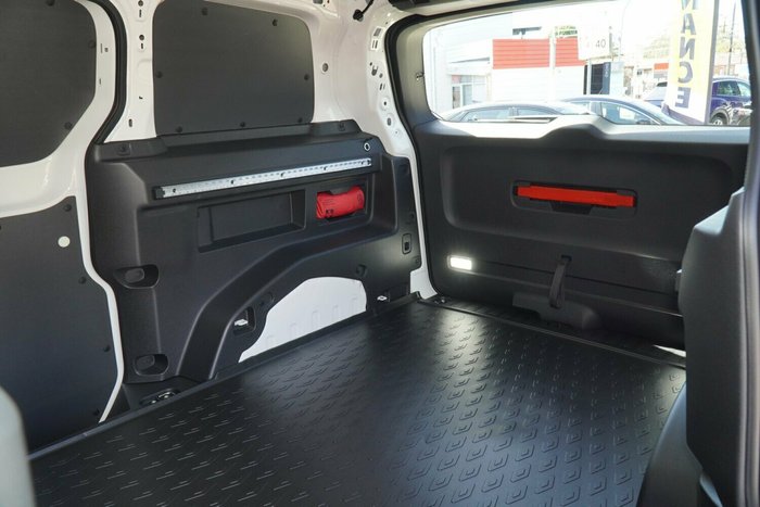 2025 Volkswagen ID. Buzz Cargo BEV550