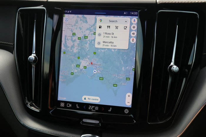 2021 Volvo XC60 B6 R-Design MY22 AWD Silver Dawn