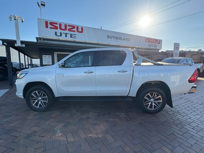 2020 Toyota Hilux SR5