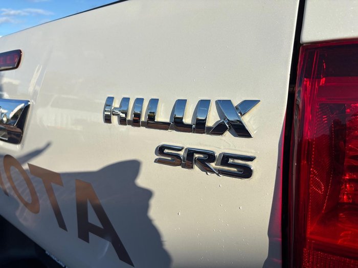 2020 Toyota Hilux SR5