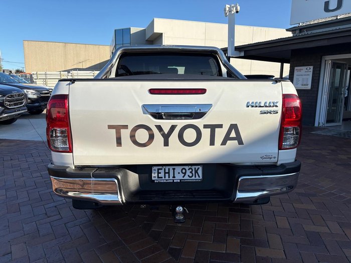 2020 Toyota Hilux SR5