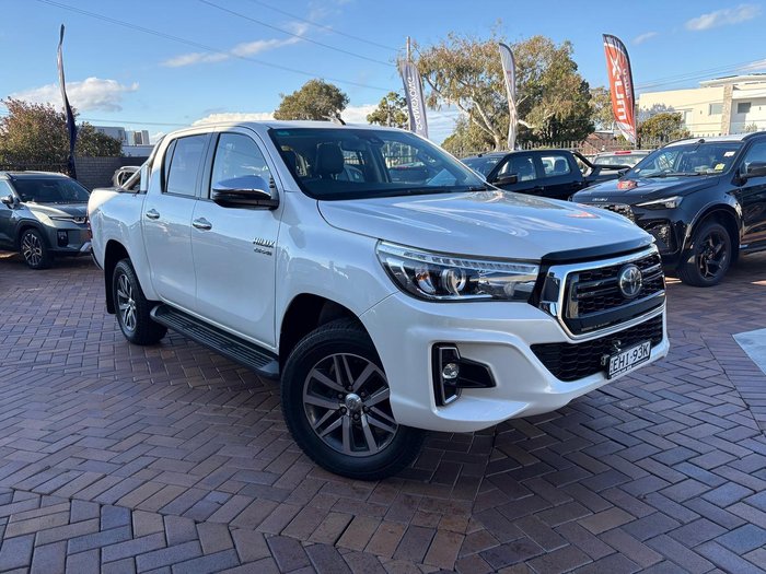 2020 Toyota Hilux SR5