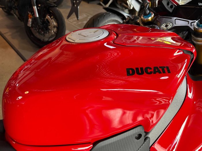 2025 Ducati Panigale V4 S Panigale V4 Red