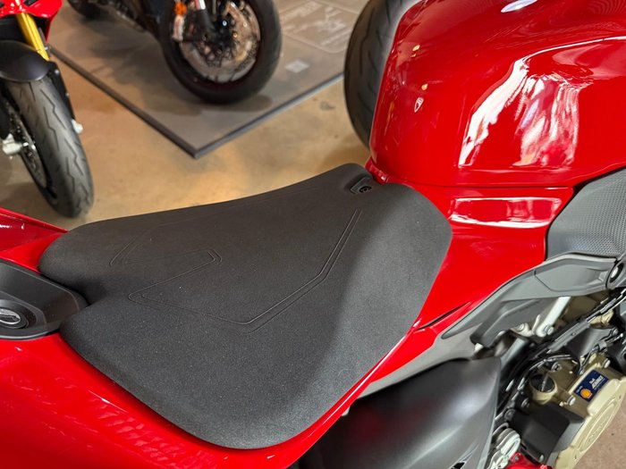 2025 Ducati Panigale V4 S Panigale V4 Red