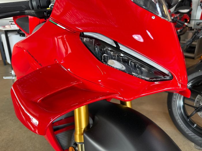 2025 Ducati Panigale V4 S Panigale V4 Red
