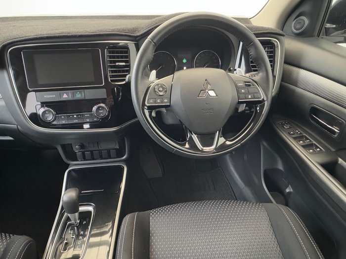 2016 Mitsubishi Outlander LS Safety Pack
