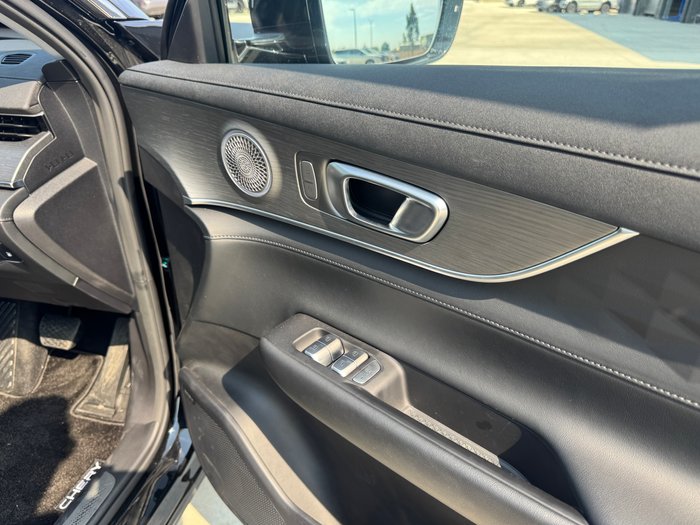 2025 Chery Tiggo 8 Super Hybrid Ultimate