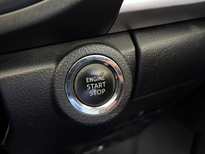 2022 Toyota Hilux SR5