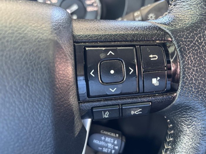 2022 Toyota Hilux SR5