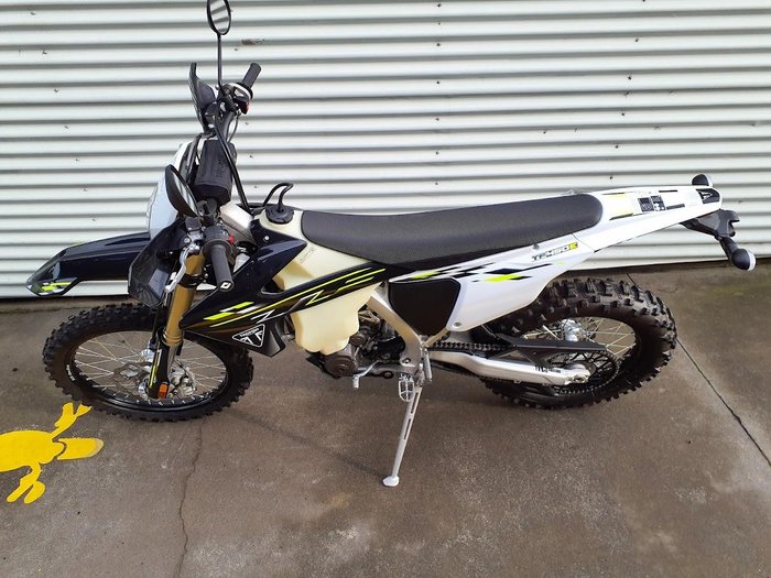 2025 Triumph TF 450-E Off Road White