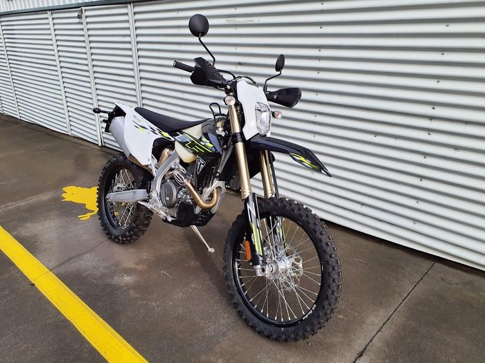 2025 Triumph TF 450-E Off Road White