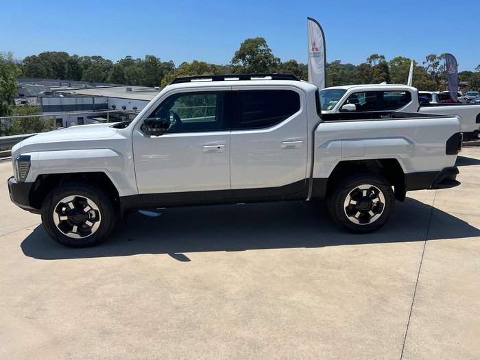 2025 Kia Tasman X-Line TK MY26 4X4 Dual Range Clear White