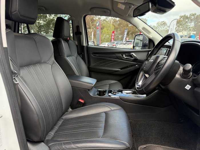 2023 Isuzu MU-X LS-T