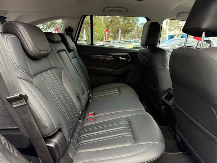 2023 Isuzu MU-X LS-T