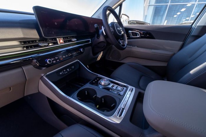 2025 Kia Carnival GT-Line