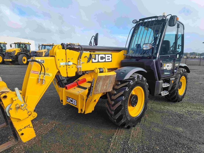 2023 JCB 540-140 Hi-Viz T4