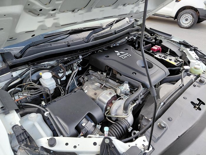 2020 Mitsubishi Triton GLX+