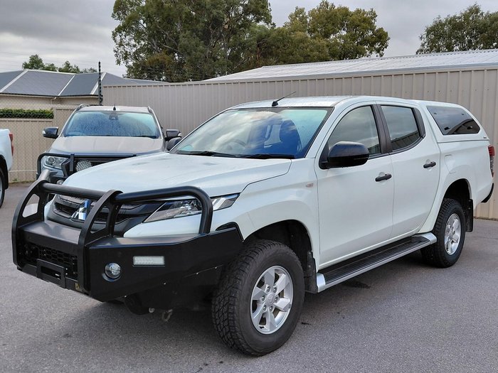 2020 Mitsubishi Triton GLX+
