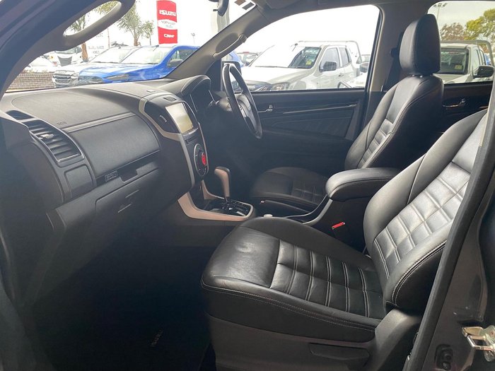 2019 Isuzu MU-X LS-T