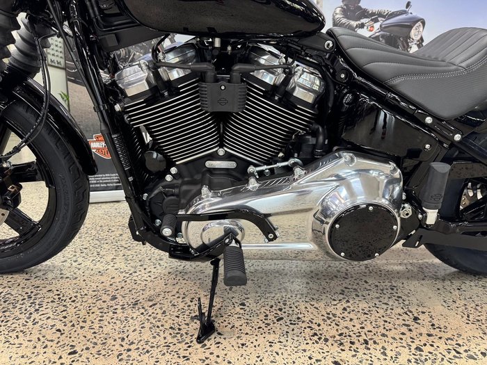 2025 Harley-Davidson Street Bob 117 (FXBB) Softail Black