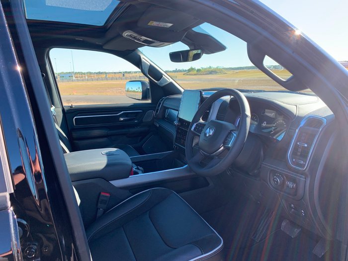 2025 RAM 1500 Laramie Sport Hurricane SO RamBox