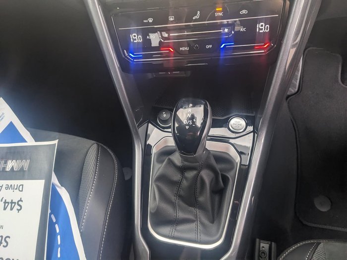 2025 Volkswagen T-Roc 110TSI Style