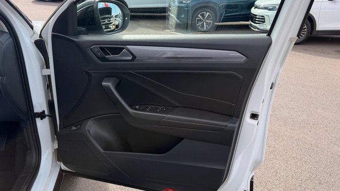 2025 Volkswagen T-Roc 110TSI Style