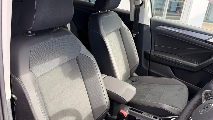 2025 Volkswagen T-Roc 110TSI Style