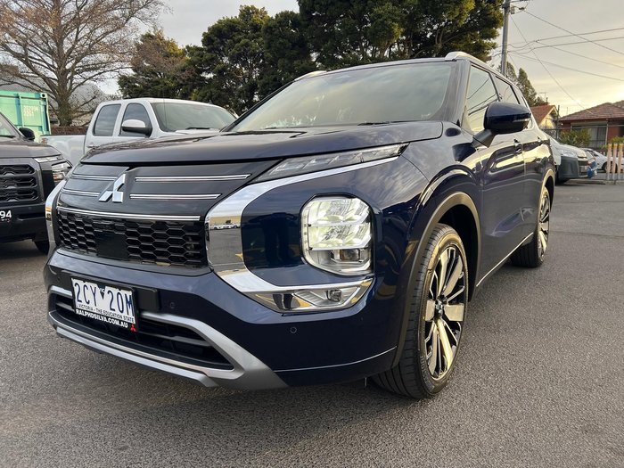 2025 Mitsubishi Outlander Exceed