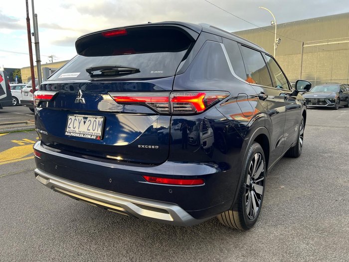 2025 Mitsubishi Outlander Exceed