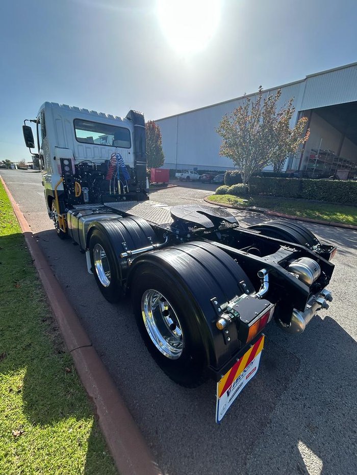 2025 Fuso Shogun 455hp WHITE