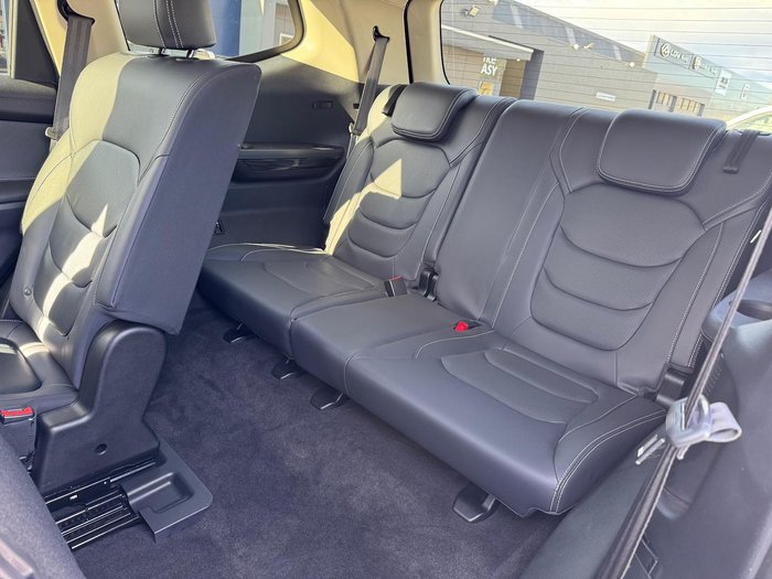 2023 LDV D90 Executive SV9A White
