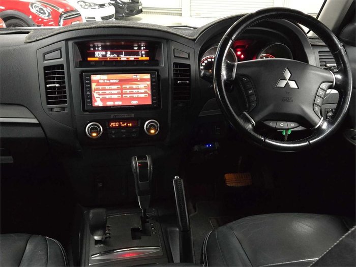 2012 Mitsubishi Pajero GLX