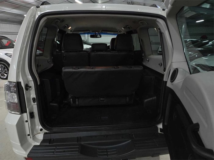 2012 Mitsubishi Pajero GLX