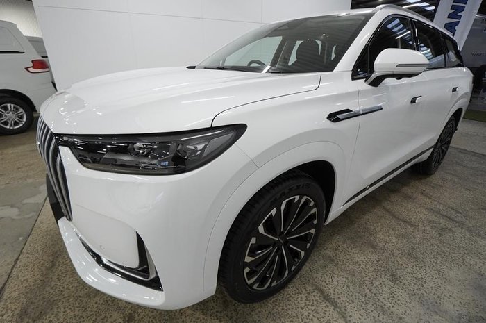 2025 Jaecoo J8 Track