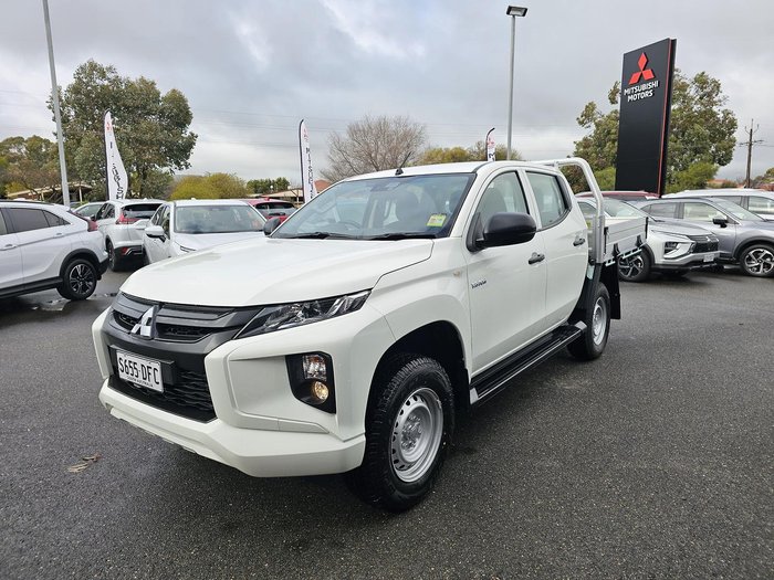 2023 Mitsubishi Triton GLX