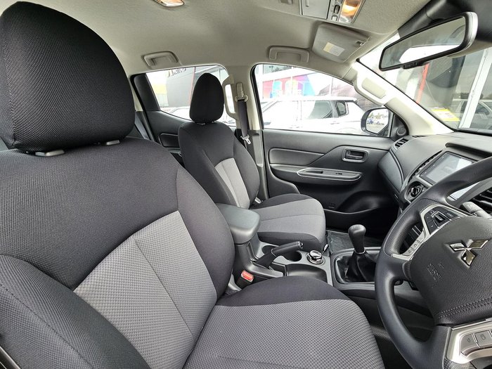 2023 Mitsubishi Triton GLX