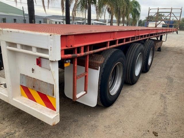 2008 Vawdrey 13.5M Straight Flat Top Red