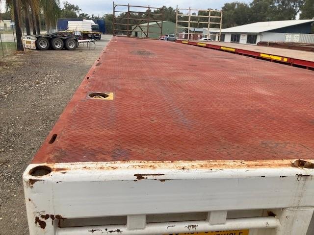 2008 Vawdrey 13.5M Straight Flat Top Red