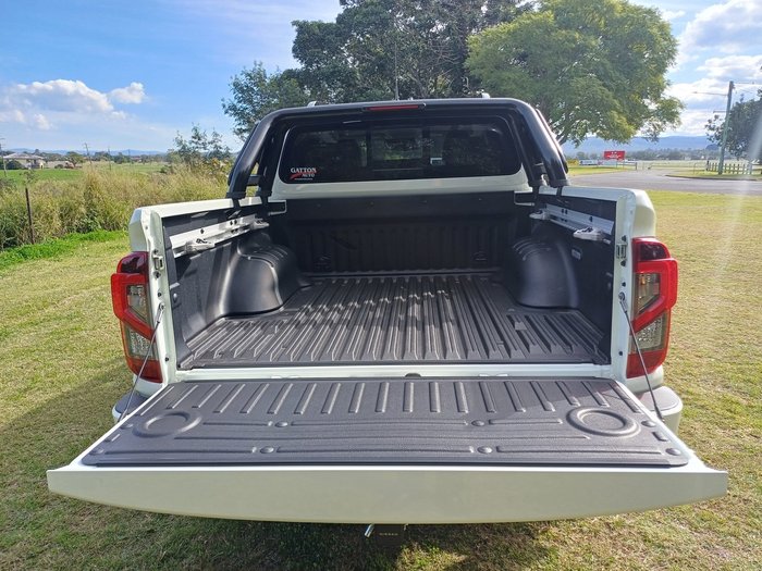 2025 Nissan Navara Pro-4X Warrior (4x4)