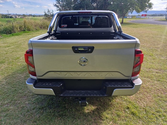 2025 Nissan Navara ST-X (4x4) Leather/NO Sunroof