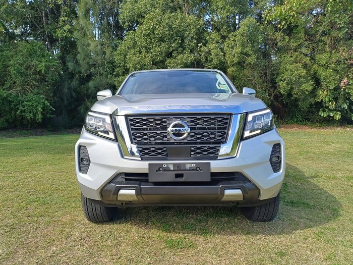 2025 Nissan Navara ST-X (4x4) Leather/NO Sunroof