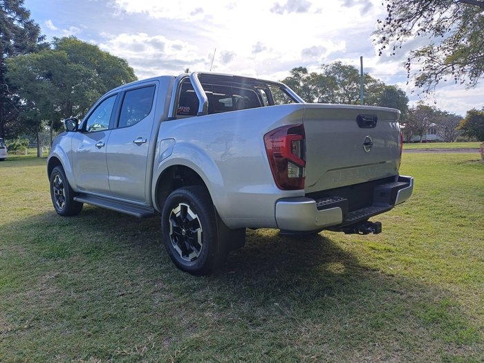 2025 Nissan Navara ST-X (4x4) Leather/NO Sunroof