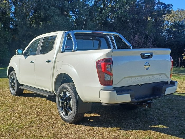2024 Nissan Navara ST (4x4)