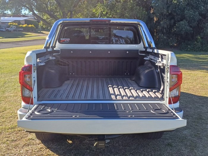 2024 Nissan Navara ST (4x4)