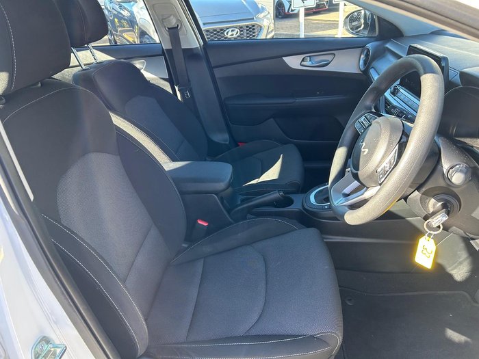 2023 Kia Cerato S