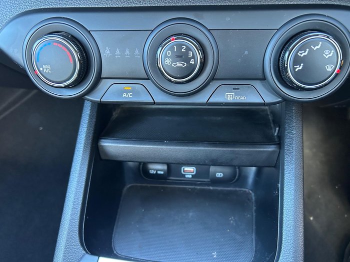 2023 Kia Cerato S