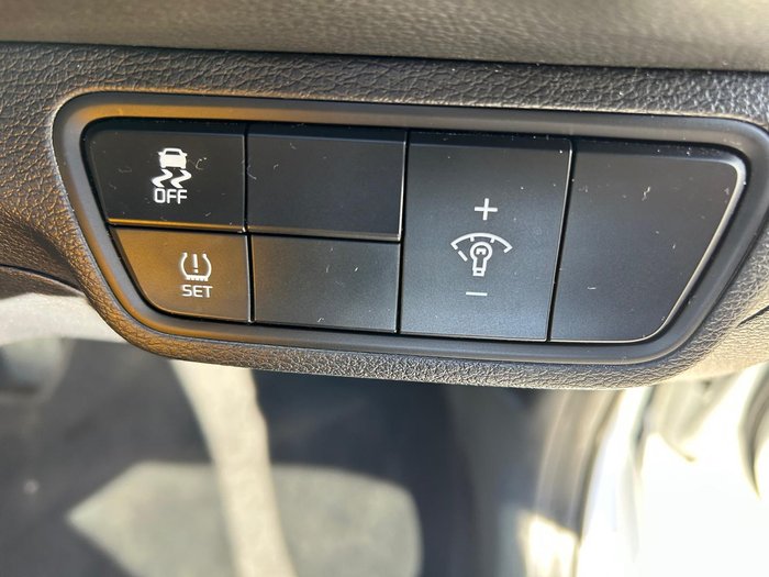 2023 Kia Cerato S