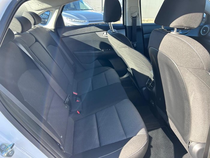 2023 Kia Cerato S